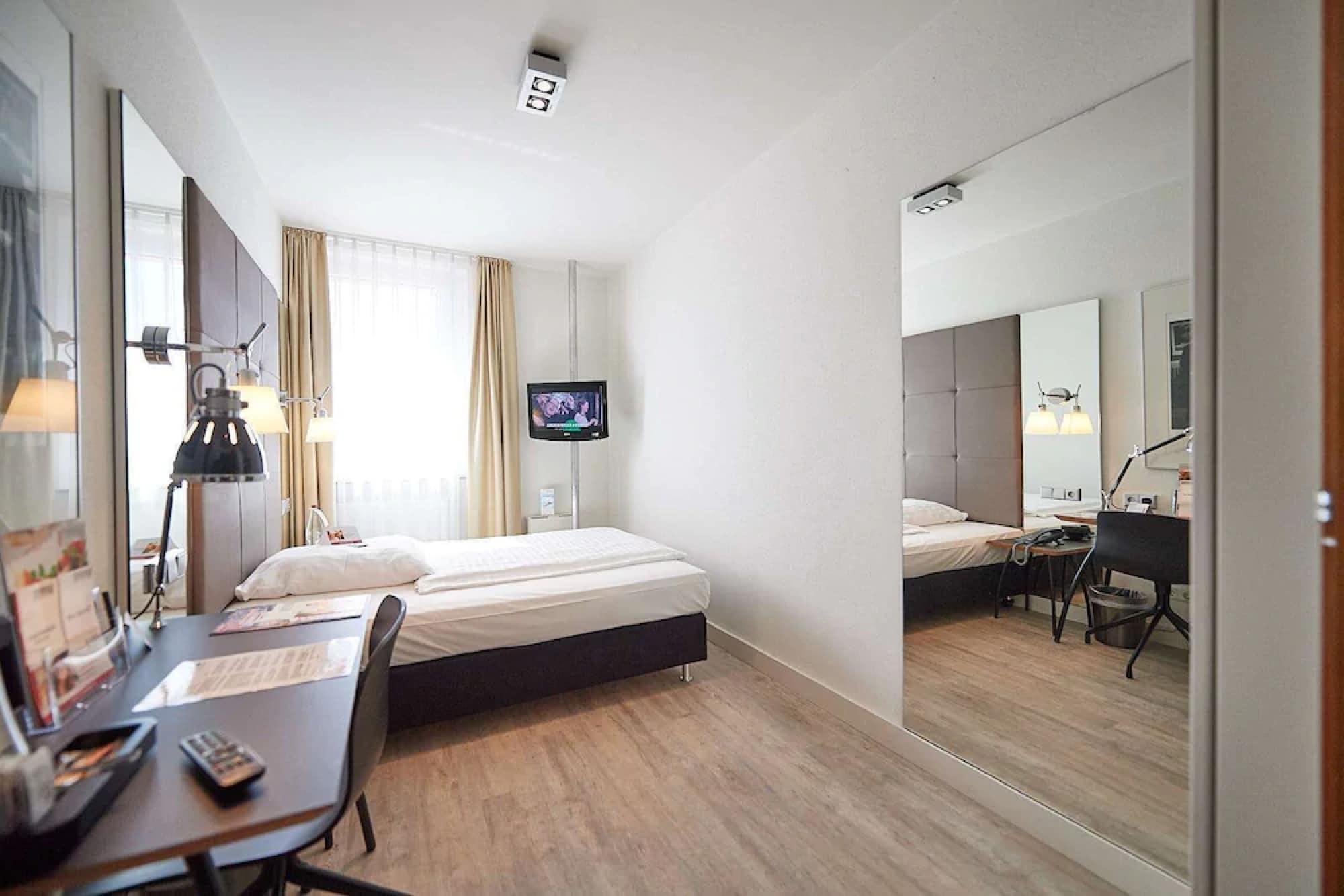 Hotel Amadeus Hannover Esterno foto